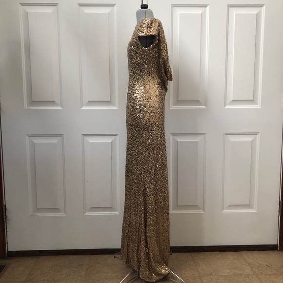 Badgley Mischka Gold Sequin Award Winner Gown | Size 0 - Picture 4 of 9